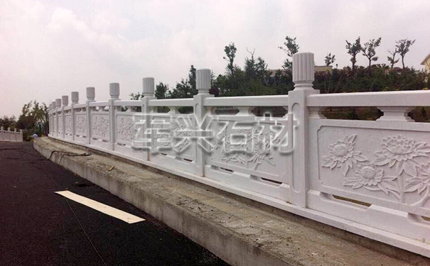 天津桥栏杆浮雕